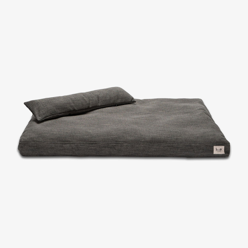 SET Handmade dog bed + cushion filled with 100% alpaca fibre