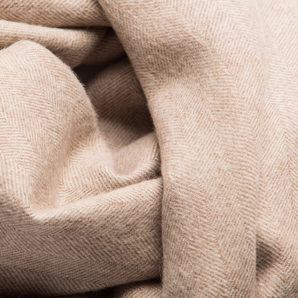 Plaid Exclusive Fishbone 100% baby alpaca WHITE BEIGE