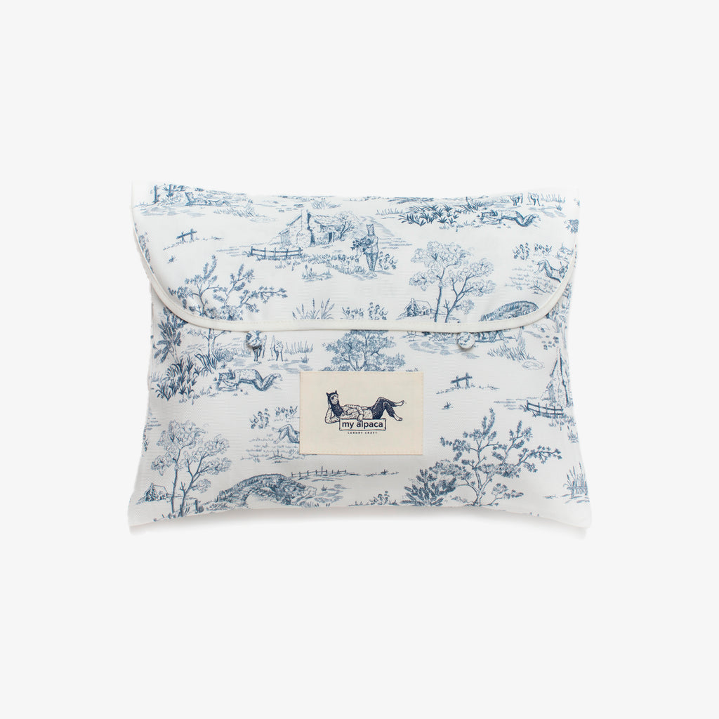 Alpaca pillow Toile de MyAlpaca collection
